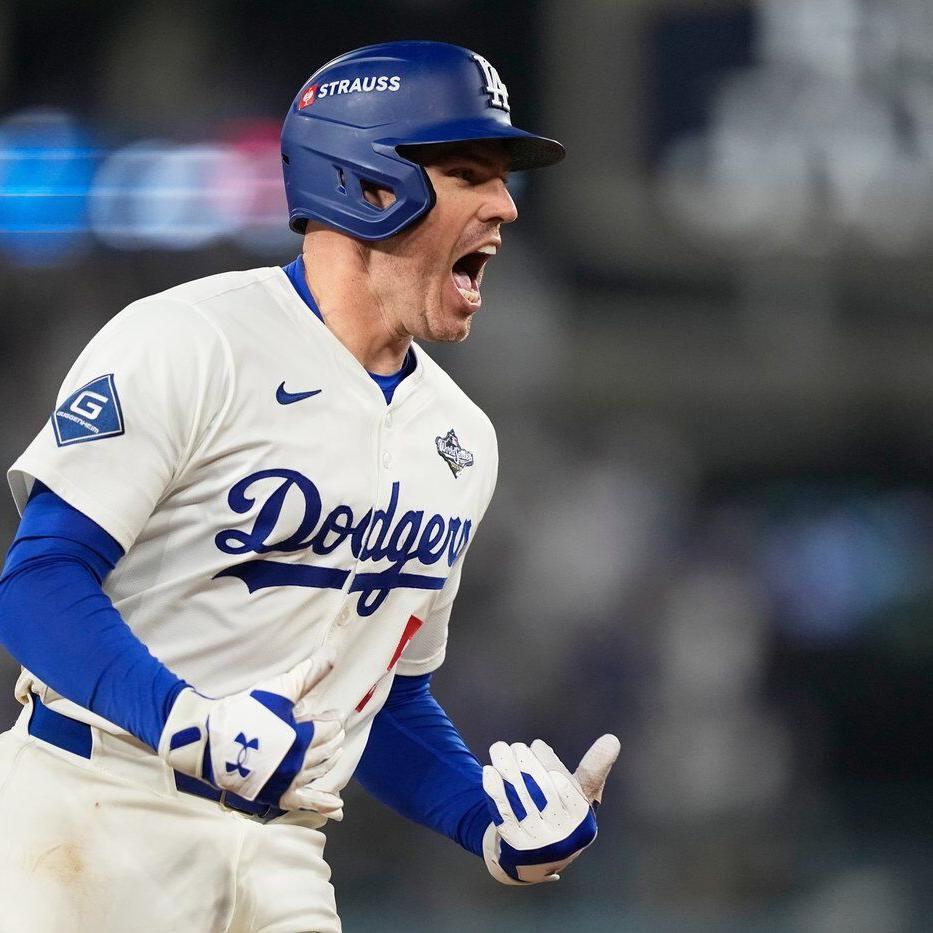 Freeman's homer in 18th inning lifts Dodgers over Blue Jays 6-5 in World Series classic